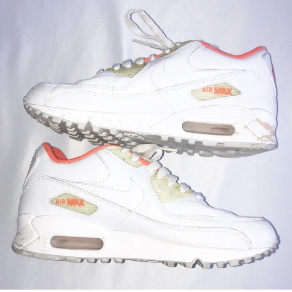 Nike Shoes - RARE 2005 Original Nike Air Max 90 White Sneakers